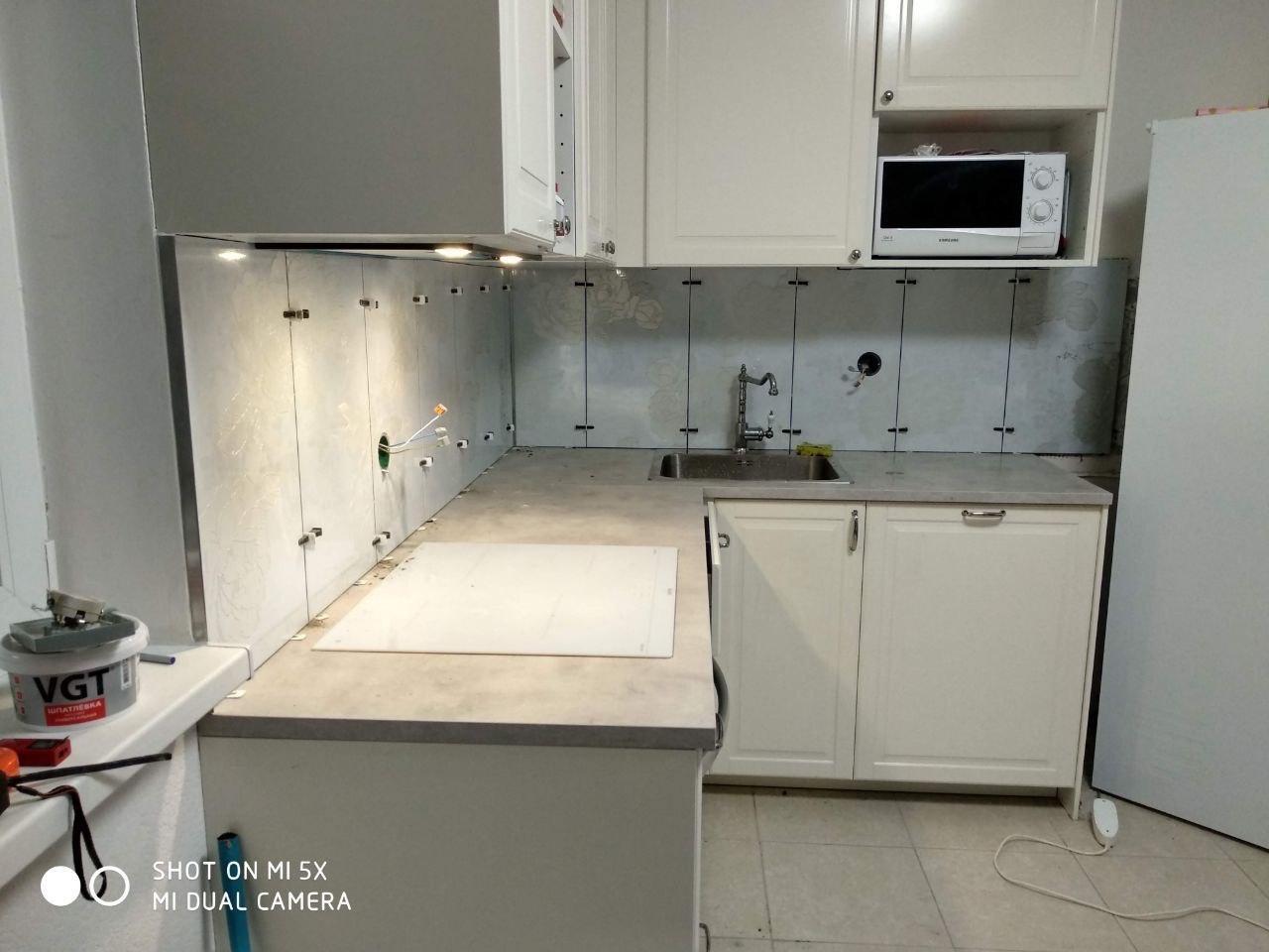 Kitchen before renovation